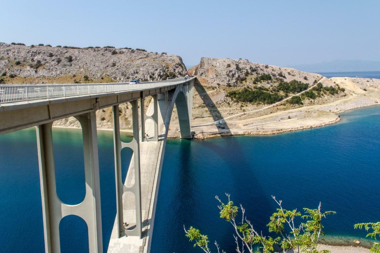 House Sunny Rock Baska Villa Exterior photo